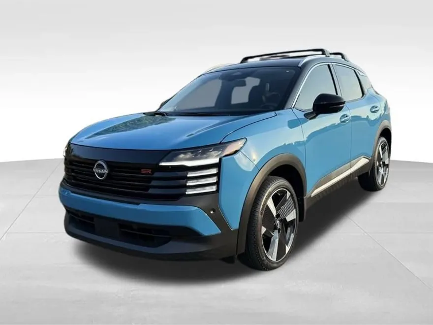 2025 Nissan Kicks SR photo 1