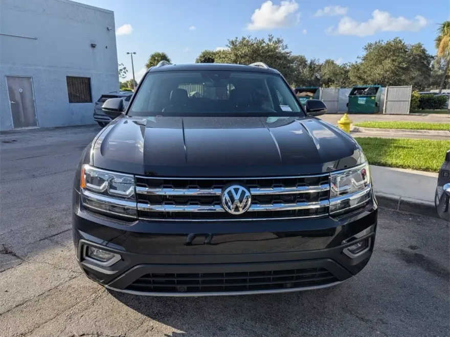 2019 Volkswagen Atlas V6 SEL photo 1