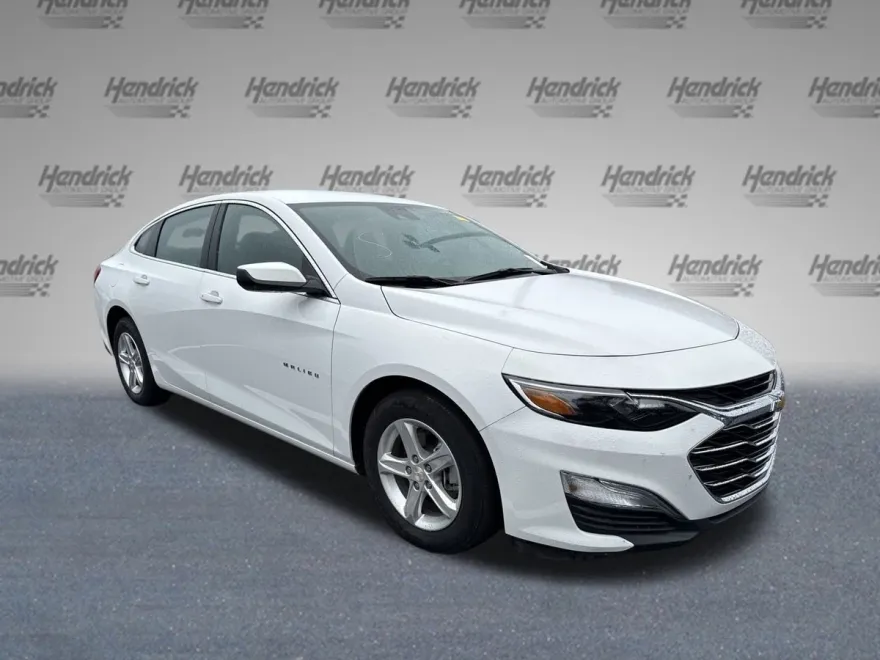 2024 Chevrolet Malibu LS photo 1