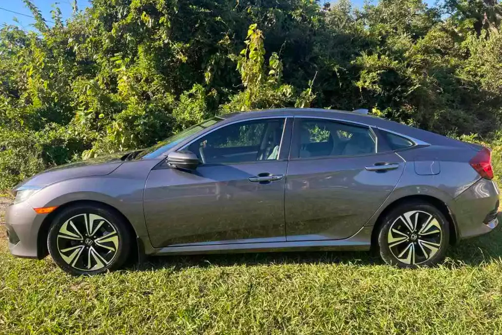 2016 Honda Civic EX-T photo 1