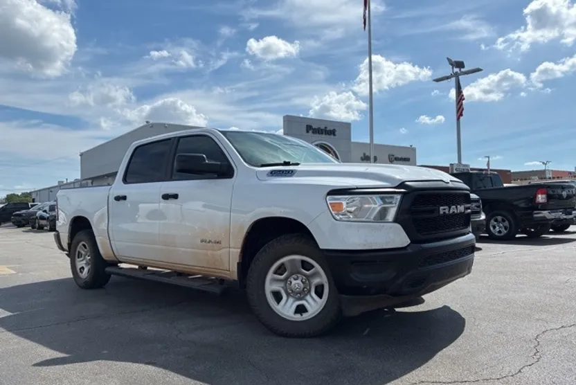 2022 Ram 1500 Tradesman photo 1
