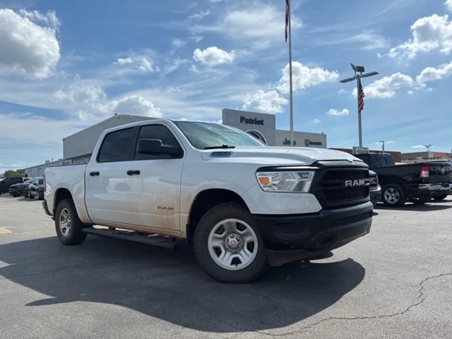 2022 Ram 1500 Tradesman photo 1