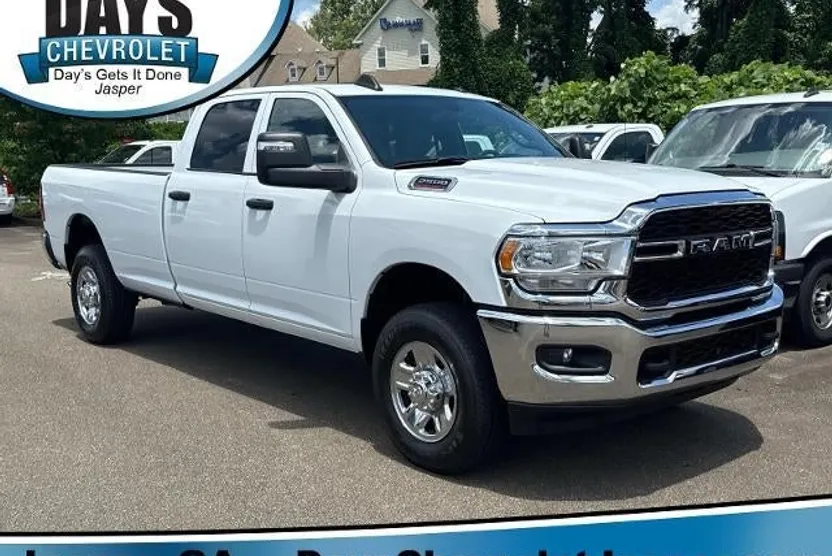 2023 Ram 2500 Tradesman photo 1