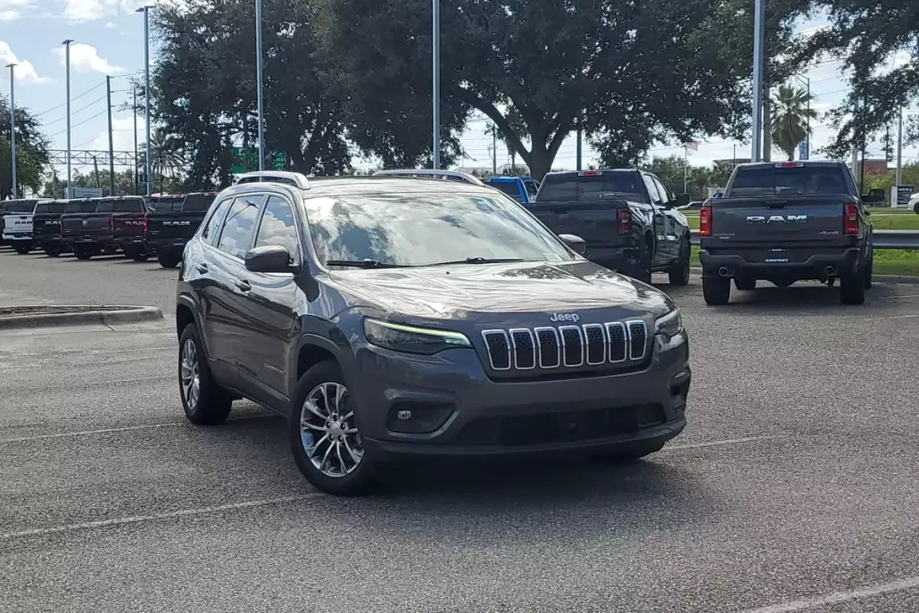 2021 Jeep Cherokee Latitude photo 1