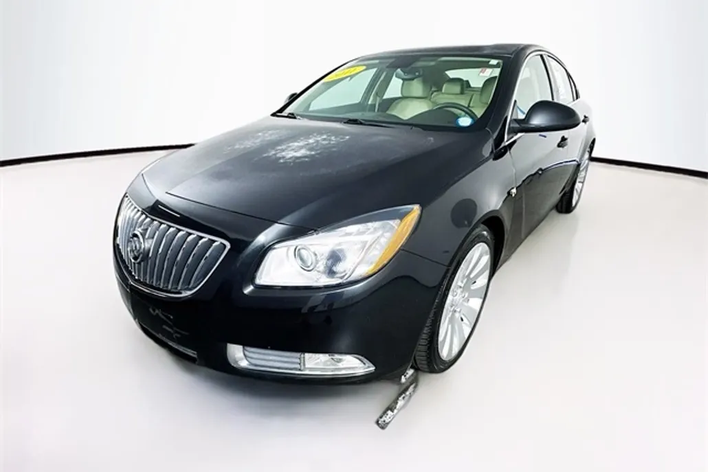 2011 Buick Regal CXL Turbo photo 1