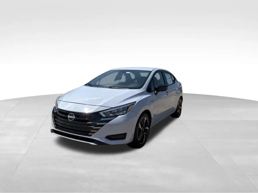 2025 Nissan Versa SR photo 1