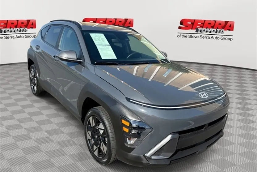2025 Hyundai Kona SEL photo 1