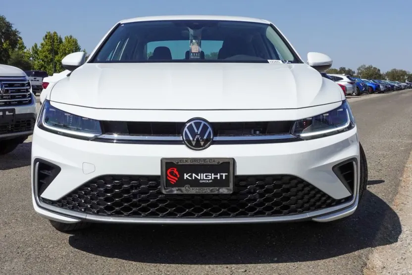 2025 Volkswagen Jetta 1.5T S photo 1