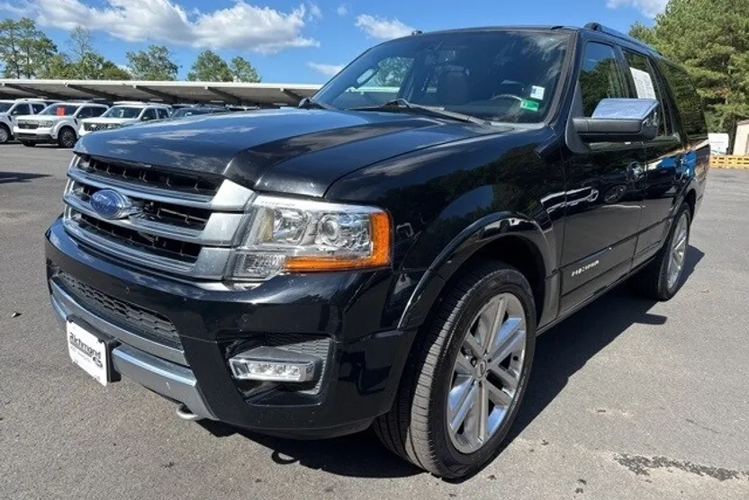 2017 Ford Expedition Platinum photo 1