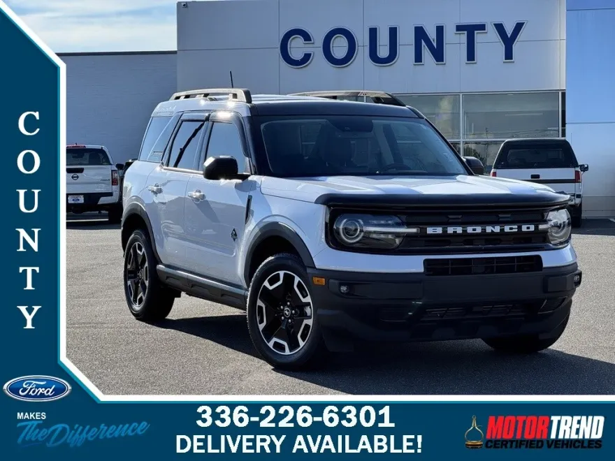 2023 Ford Bronco Sport Outer Banks photo 1