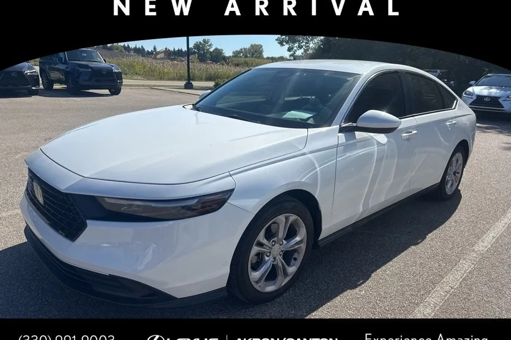 2023 Honda Accord LX photo 1