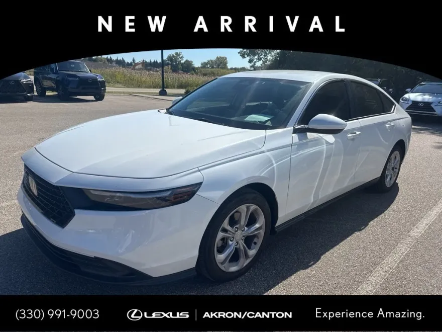 2023 Honda Accord LX photo 1