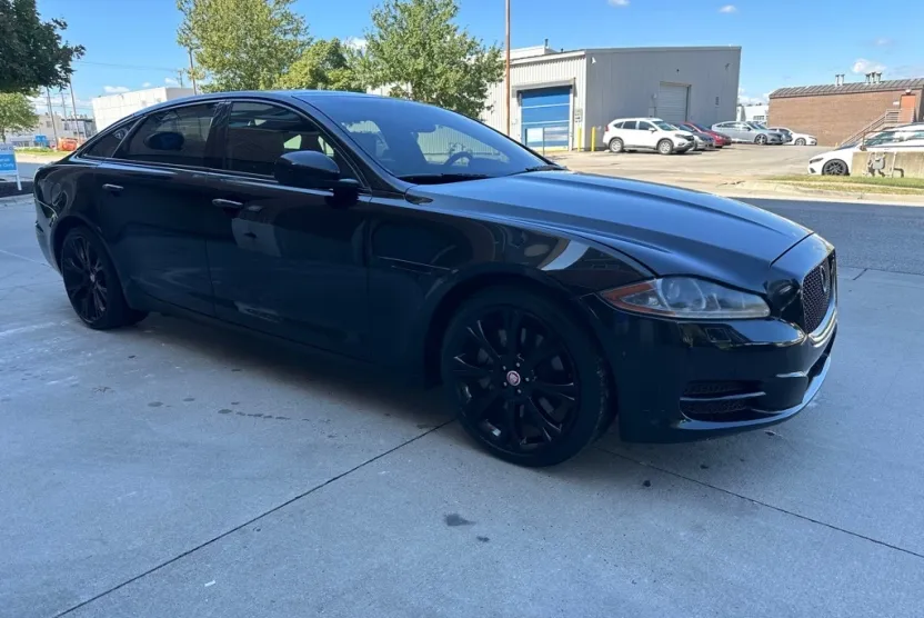 2013 Jaguar XJ XJL Portfolio photo 1