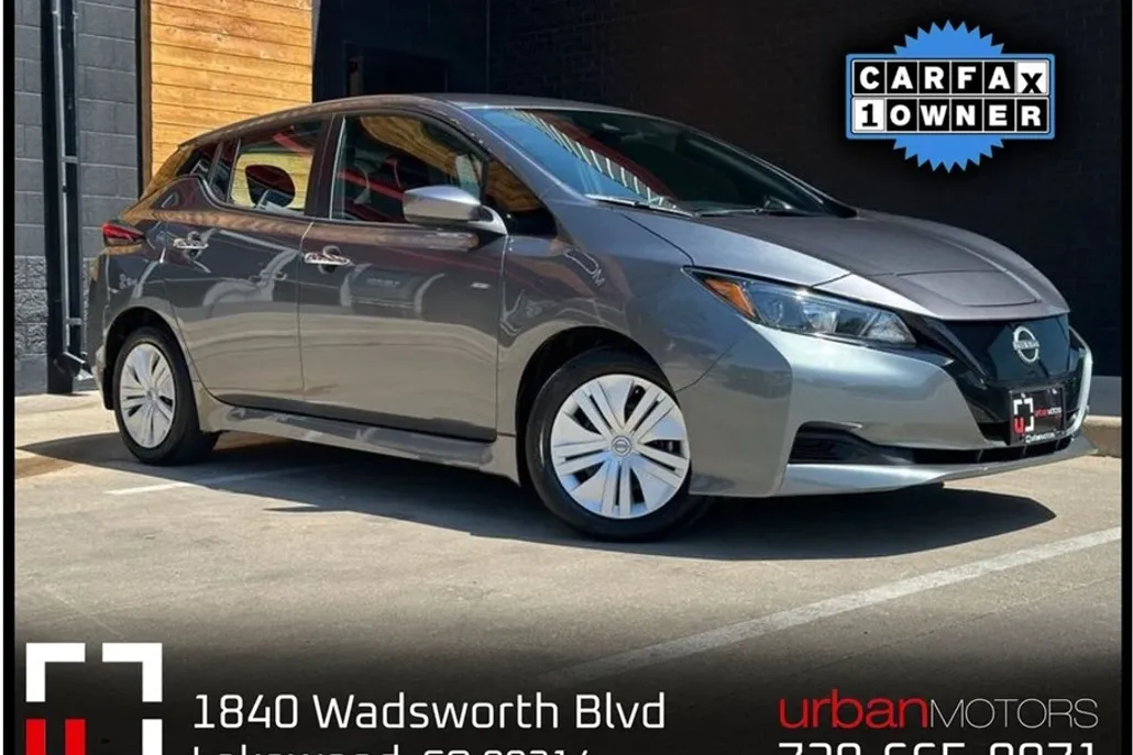 2025 Nissan Leaf S photo 1