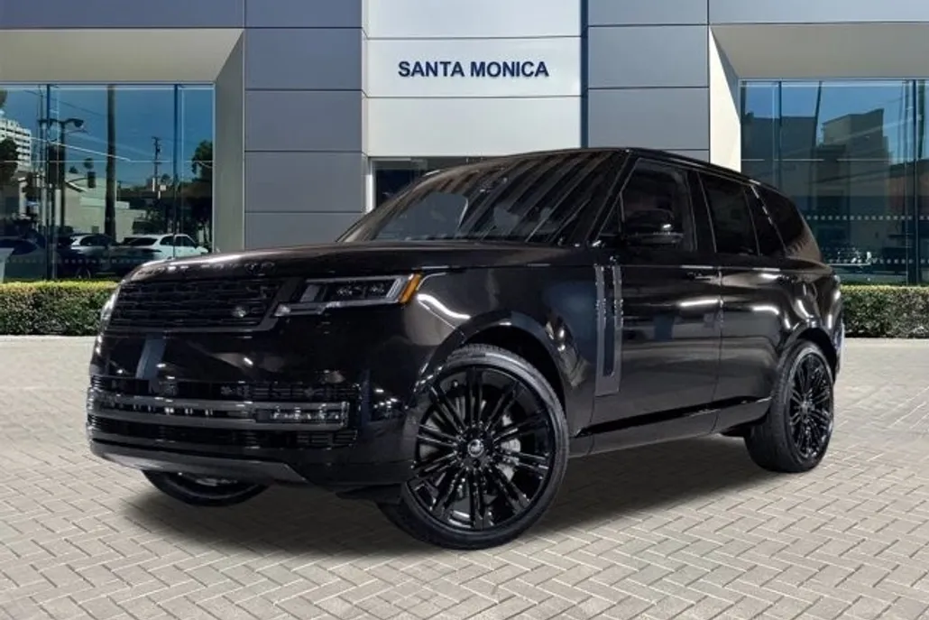 2025 Land Rover Range Rover SE photo 1