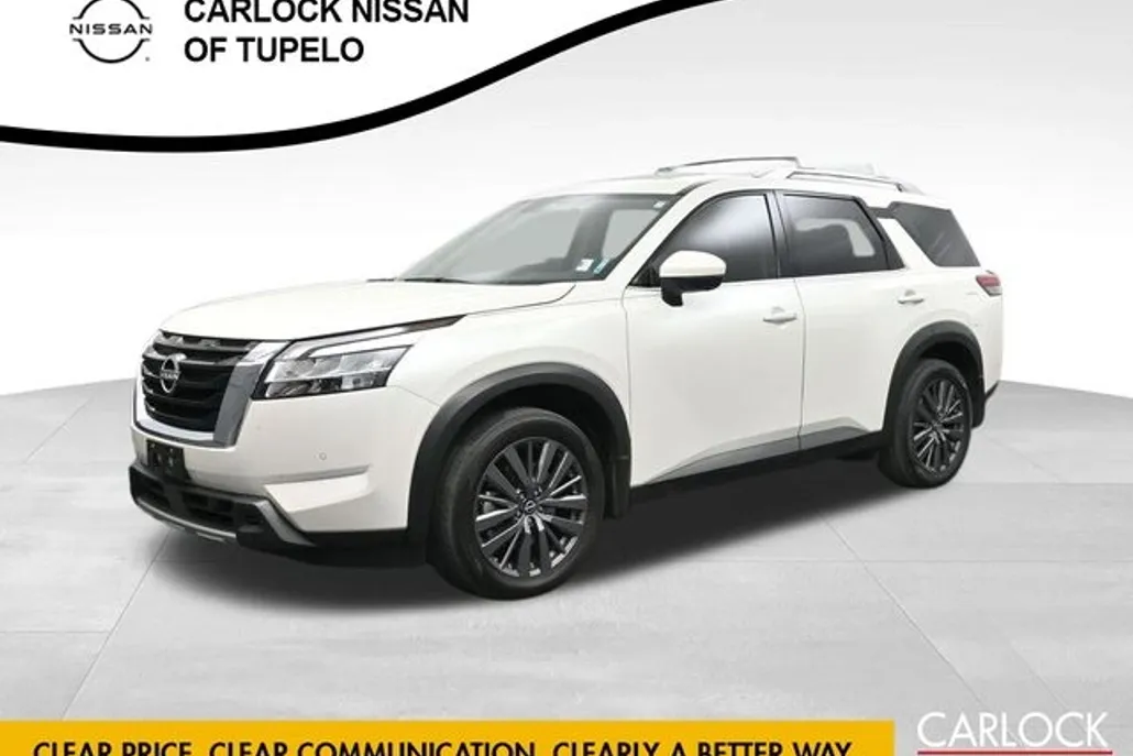 2024 Nissan Pathfinder SL photo 1