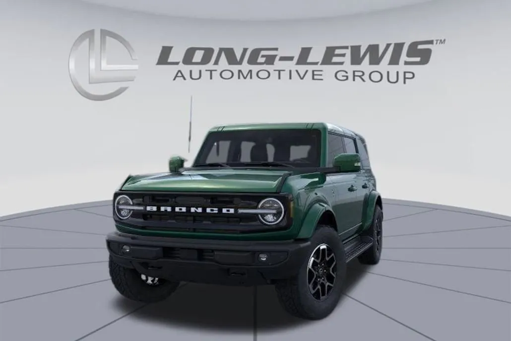 2025 Ford Bronco Outer Banks photo 1
