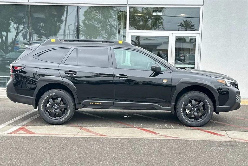 2025 Subaru Outback Wilderness photo 1