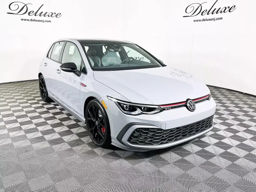 2024 Volkswagen Golf GTI 380 SE photo 1