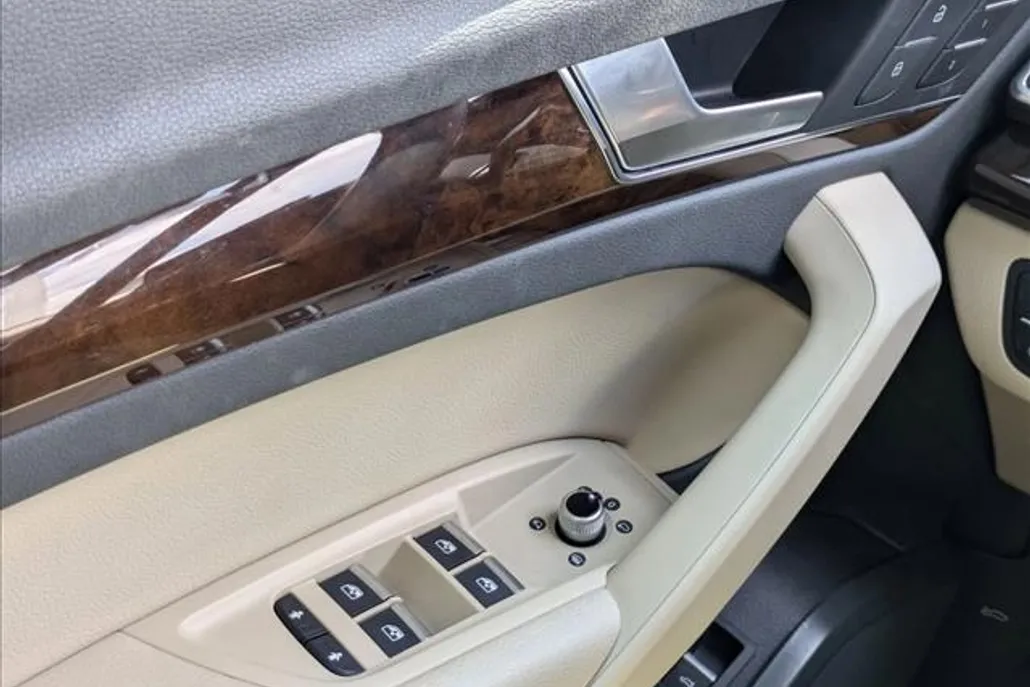 2020 Audi Q5 Premium 45 TFSI photo 1