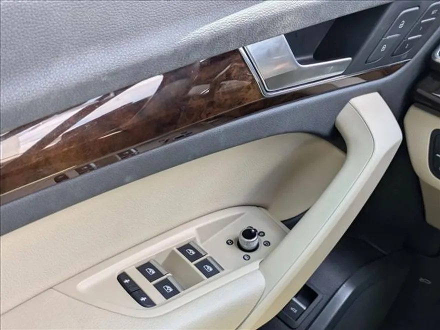 2020 Audi Q5 Premium 45 TFSI photo 1