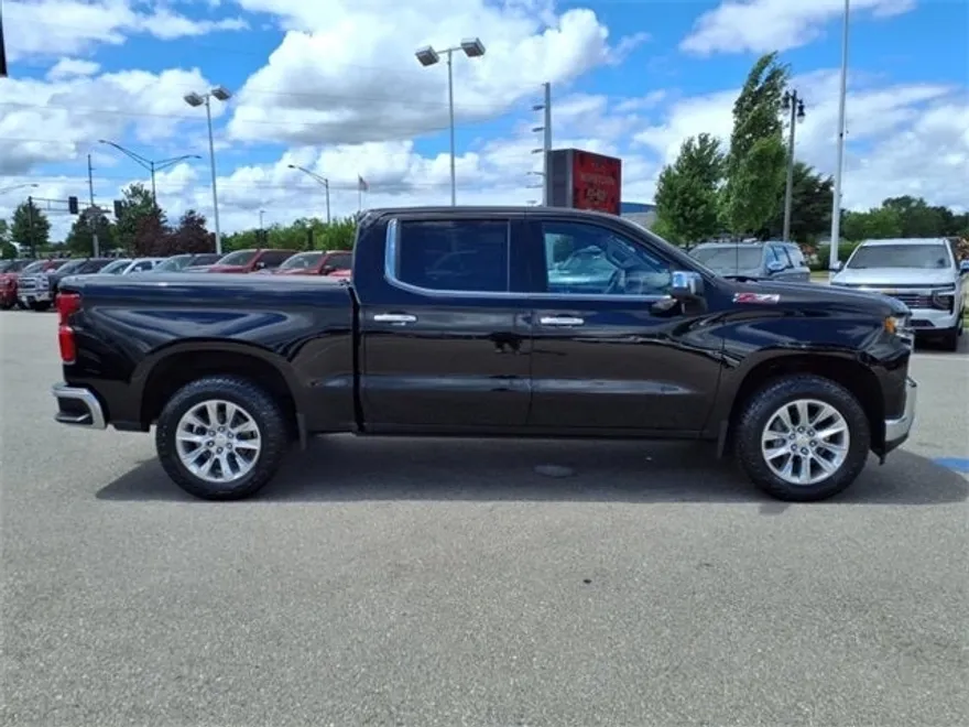2021 Chevrolet Silverado 1500 LTZ photo 1