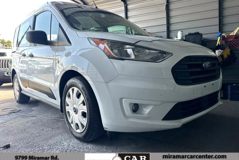 2019 Ford Transit Van XLT photo 1