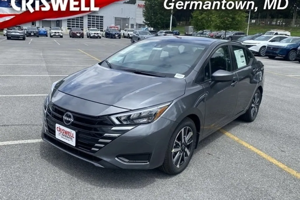 2025 Nissan Versa 1.6 SV photo 1