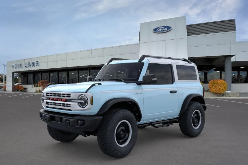 2024 Ford Bronco Heritage Limited First Edition photo 1