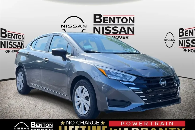2025 Nissan Versa S photo 1