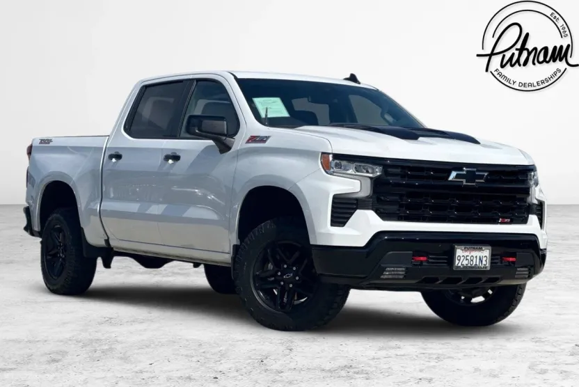2022 Chevrolet Silverado 1500 LT Trail Boss photo 1