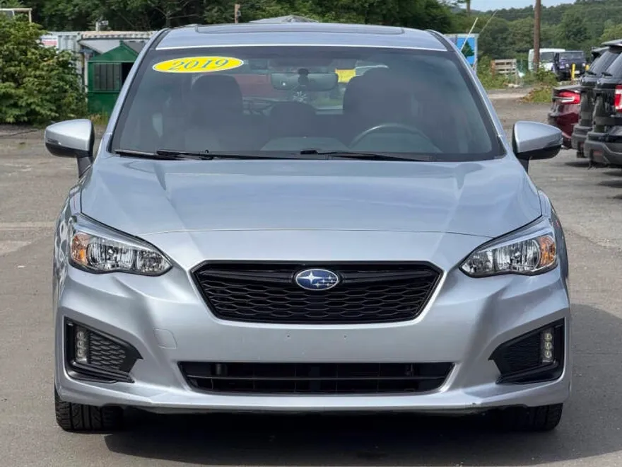 2019 Subaru Impreza Sport photo 1