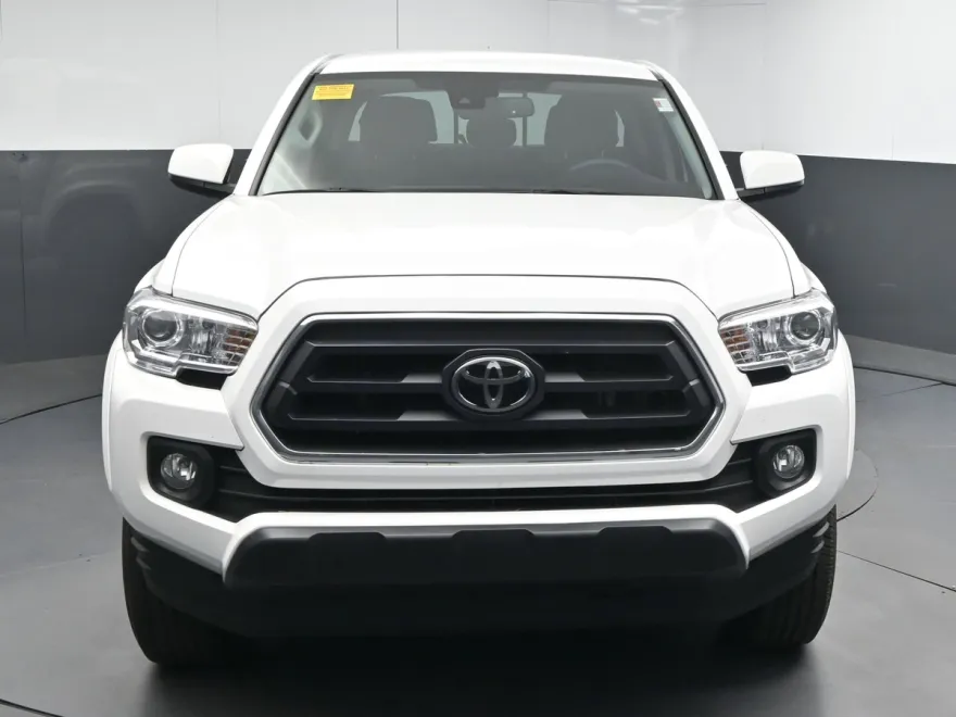 2023 Toyota Tacoma SR5 photo 2