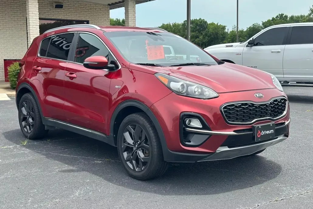 2020 Kia Sportage S photo 1