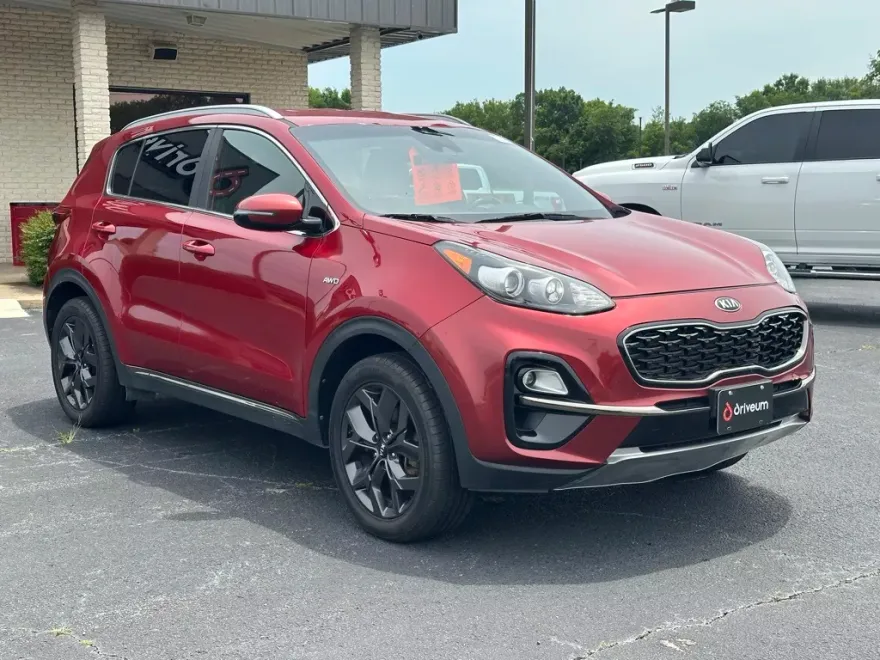 2020 Kia Sportage S photo 1