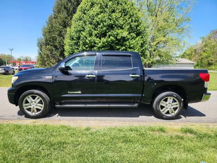 2012 Toyota Tundra Limited CrewMax photo 1