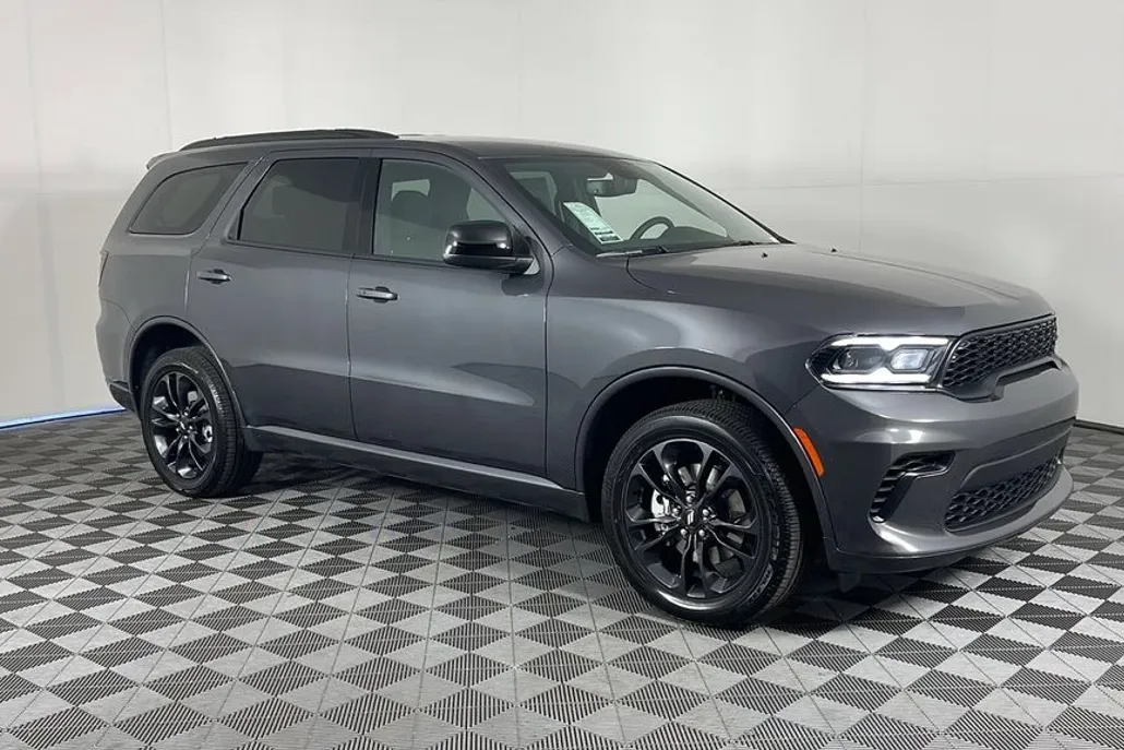 2025 Dodge Durango GT photo 1
