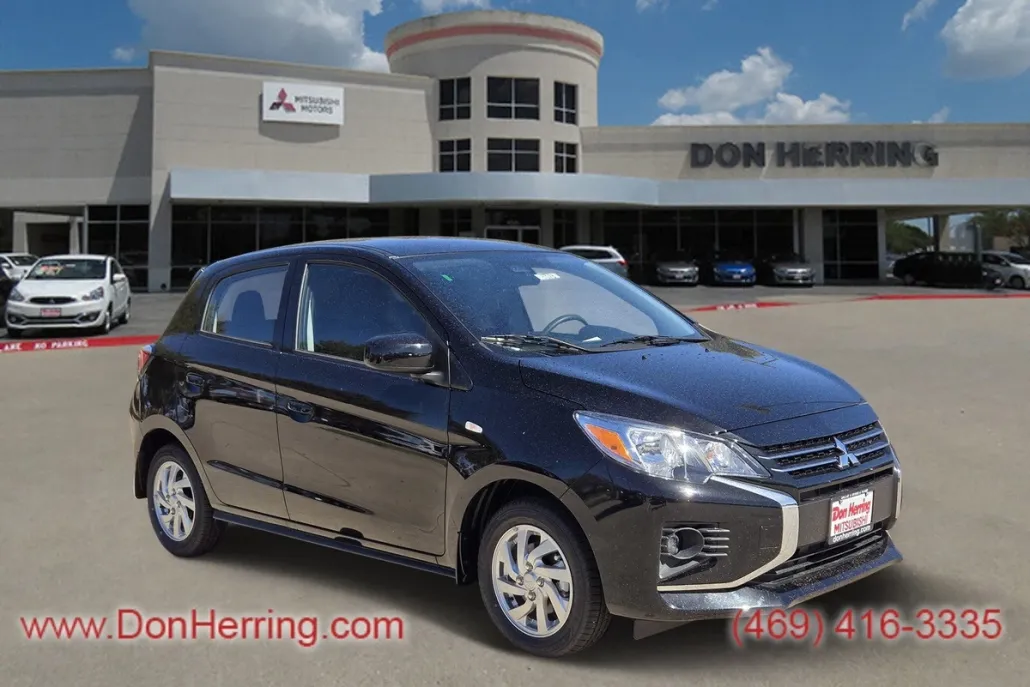 2024 Mitsubishi Mirage LE photo 1
