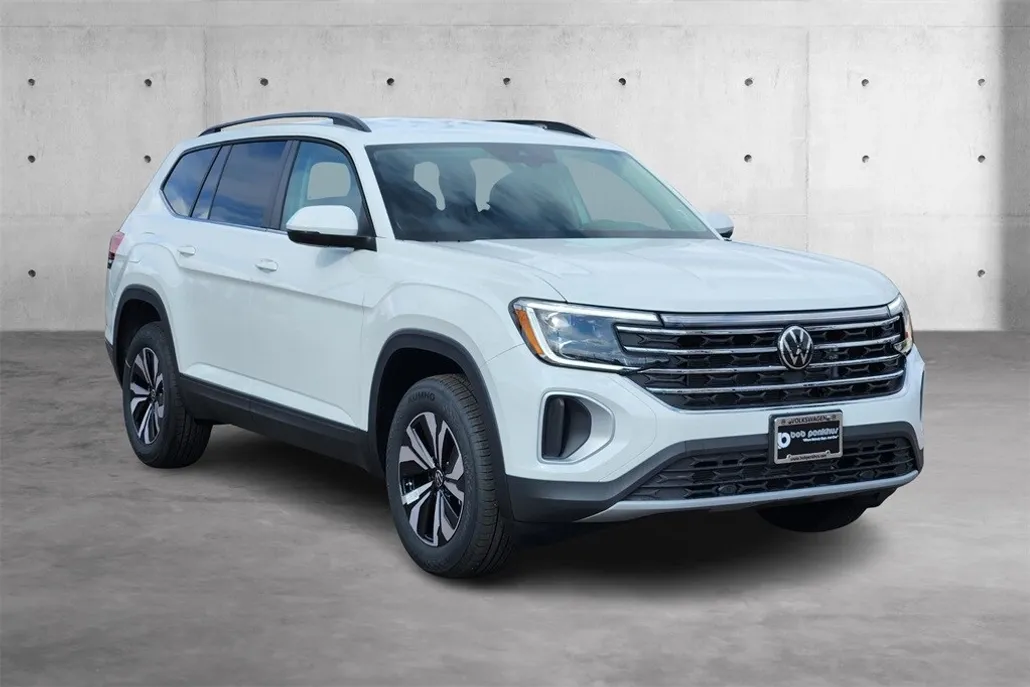 2025 Volkswagen Atlas SE photo 1