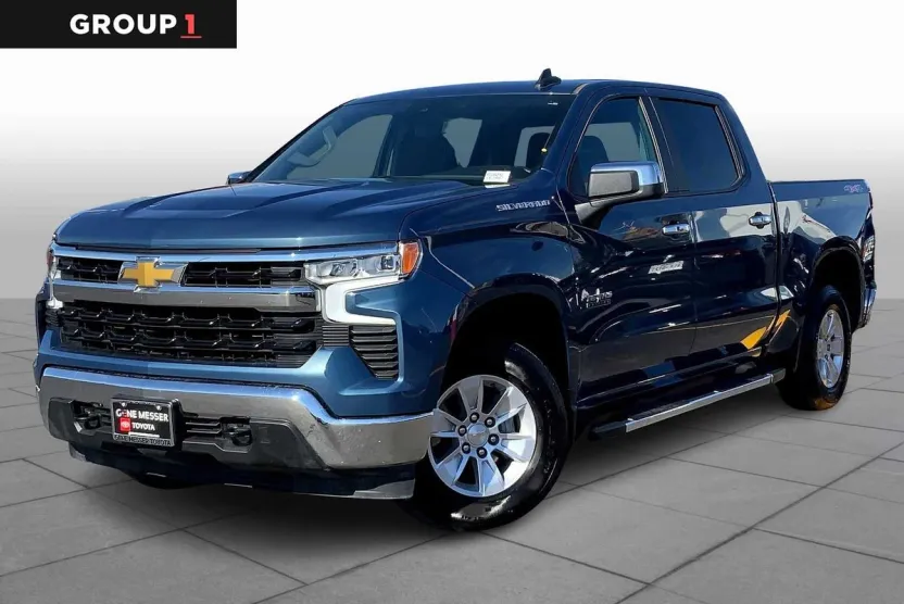 2024 Chevrolet Silverado 1500 LT photo 1