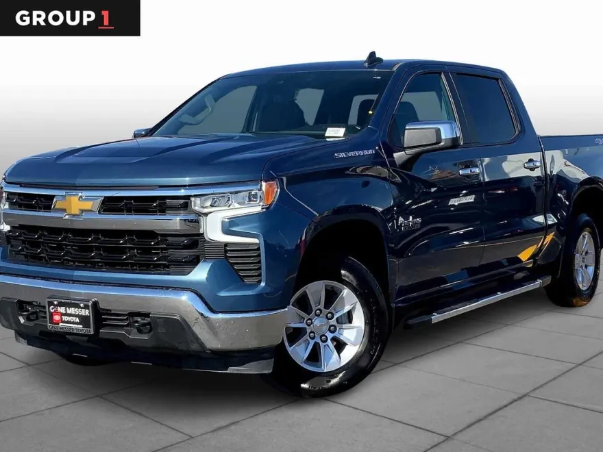 2024 Chevrolet Silverado 1500 LT photo 1