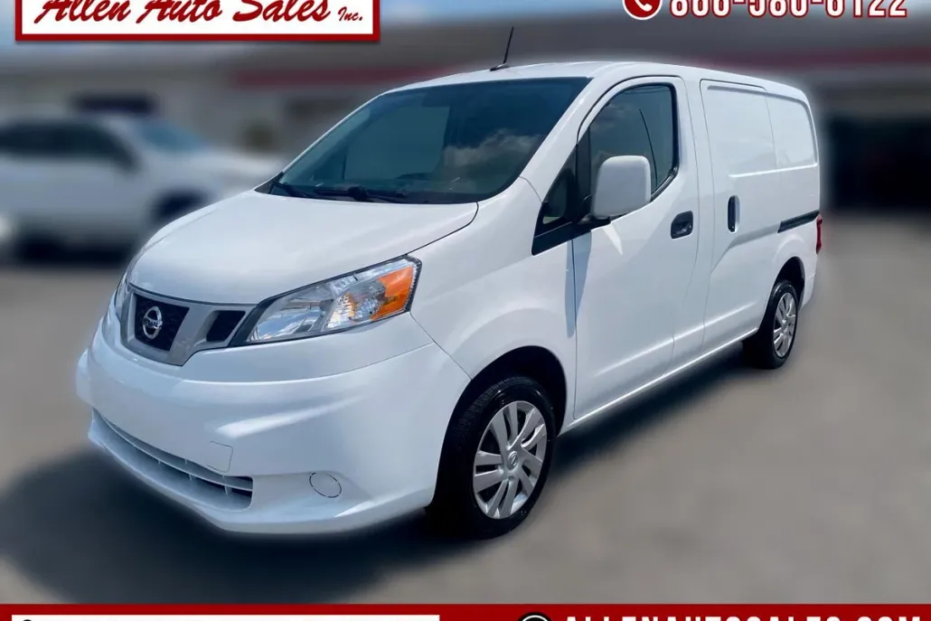 2021 Nissan NV200 SV photo 1