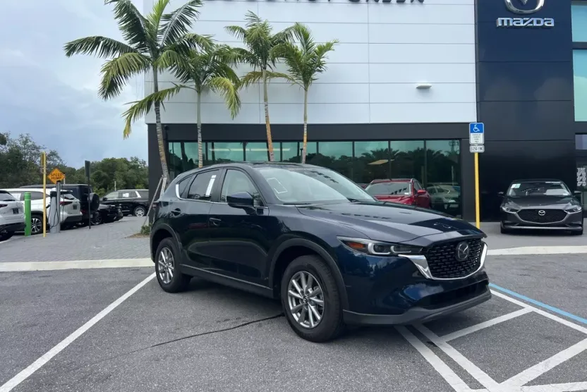 2022 Mazda CX-5 2.5 S Preferred photo 1