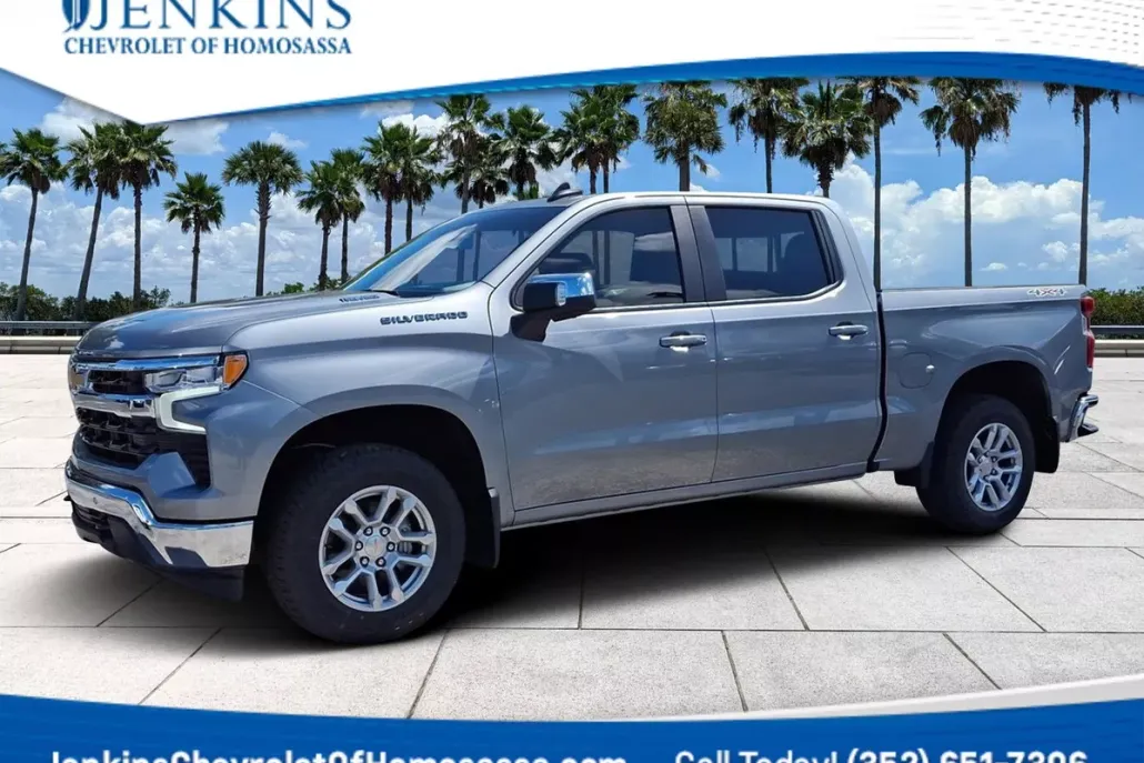 2025 Chevrolet Silverado 1500 LT photo 1