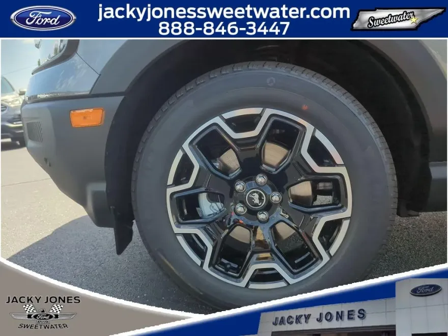 2025 Ford Bronco Sport Outer Banks photo 1