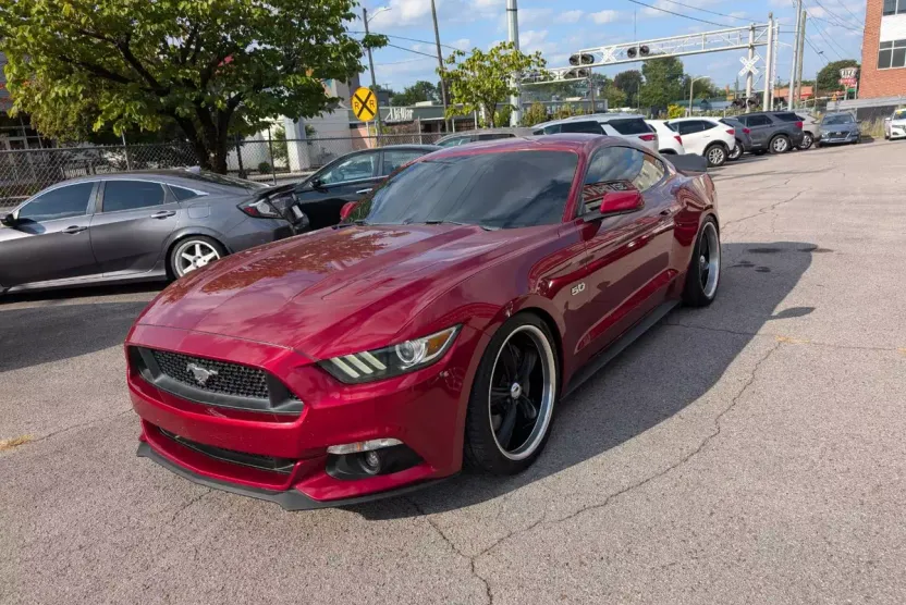 2015 Ford Mustang GT photo 1
