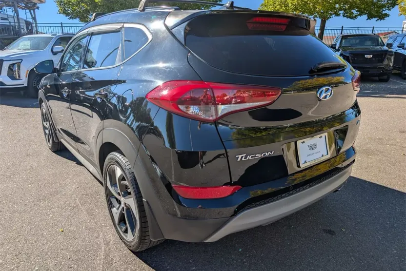 2018 Hyundai Tucson Value photo 1