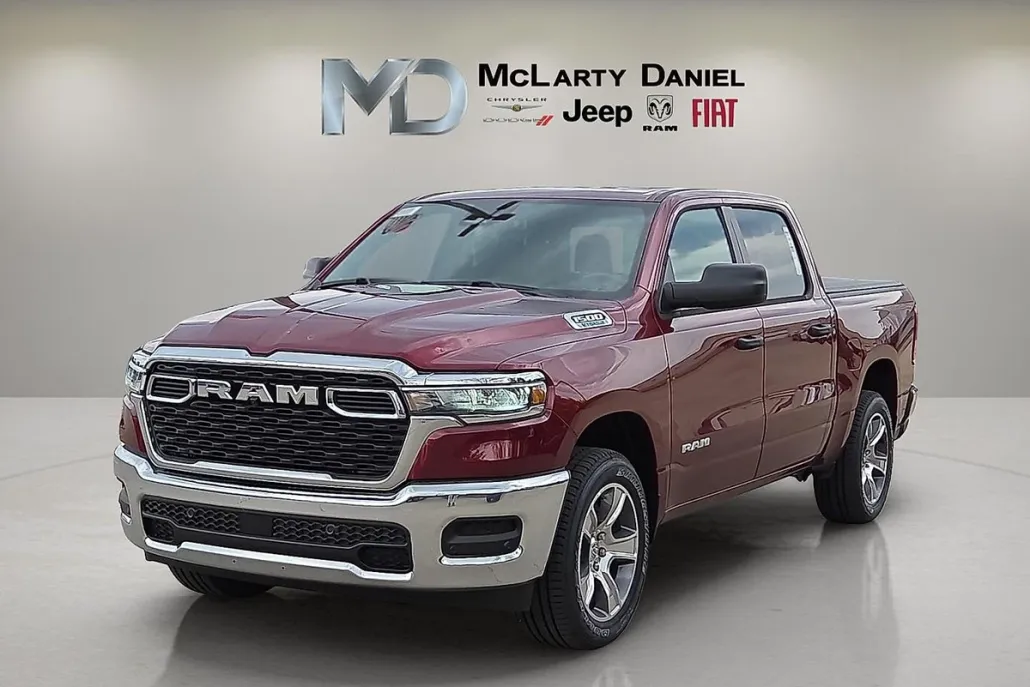 2025 Ram 1500 Tradesman photo 1