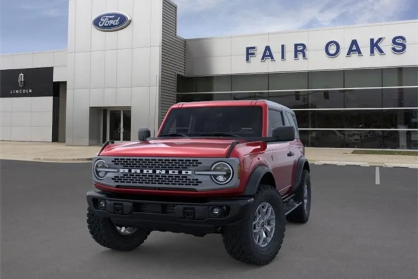 2025 Ford Bronco Badlands photo 1
