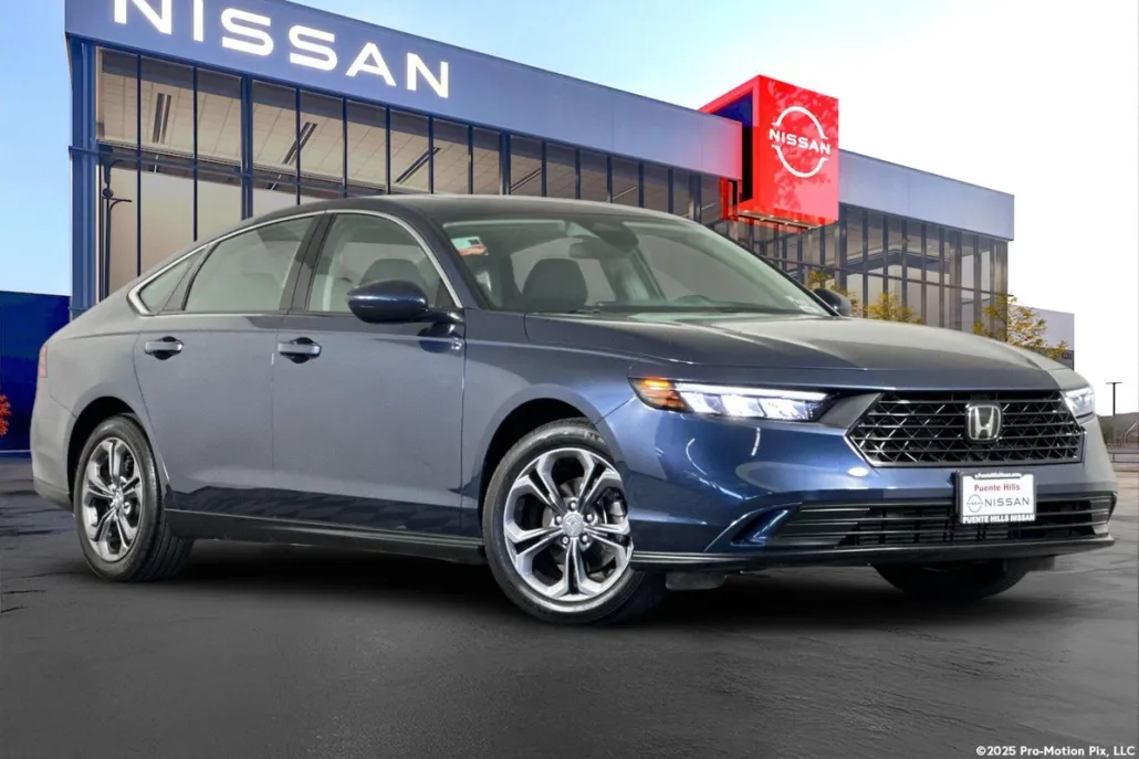 2023 Honda Accord EX photo 1